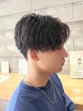 ニアウ 伊勢崎連取店(Niau) センターパートツイストスパイラルパーマ波巻きパーマメンズ