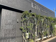 リリー ヘアーアンドビューティー(Lily)の雰囲気（この外観が目印です。駐車場あり☆広い第2駐車場あります☆）