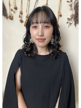 シャンプーボーイ セントラル 博多(SHAMPOO BOY central) 顔まわりレイヤー+パーマ