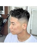 スタイリスト【上岡】スキンフェード　ホワイトメッシュ