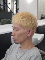 アストロ(ASTRO)&nbsp;一宮ハイトーン×束感ナチュラルメンズショートブリーチデザイン