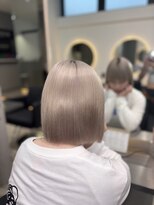 ラピステン 福岡天神 大名店(Lapis)&nbsp;ホワイトグレージュミニウルフデジタルパーマ