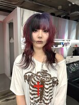 レコ 渋谷(LECO) バイオレット×レッド×ブラックのコントラストウルフ
