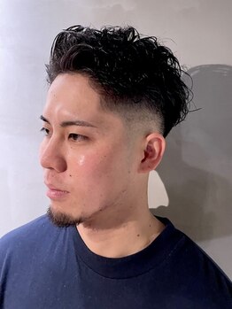 バーバーショップ ブリッヂ(Barber Shop Bridge)の写真/育毛促進のスカルプヘッドスパが人気◎程よい力加減で日頃の疲れを癒すヘッドスパはまるで至福のひと時＊