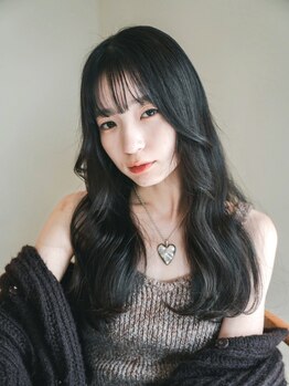 ジードットヘアー(g.hair)の写真/【人毛100％×高品質シールエクステ】インナーカラー・ハイライトスタイル～ロングスタイルへの大変身も◎