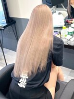 シエラ 心斎橋(CIERA.) タッセルボブイヤリングカラーアッシュグレーバレイヤージュ