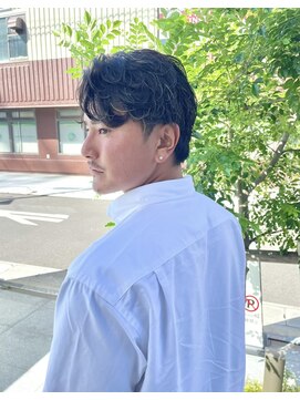 カケル(×.) スパイラルパーマ×センターパート