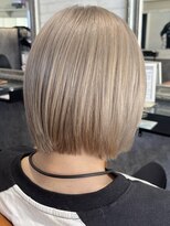 ルノン フィージュ(LUNON fieju)&nbsp;黒髪クラゲヘアーオリーブグレー小顔ココアベージュ