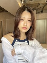 サンルーム(SUN room) 10代20代30代くびれミディアムミルクブラウンミディアムレイヤー