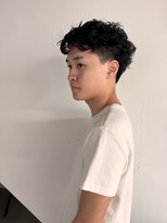 シアー(siar)&nbsp;ニュアンスパーマ　スパイラルパーマ　刈り上げ　メンズショート