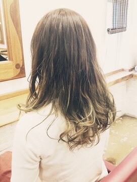 リューズスタジオ(Ryu's STUDIO) ミルクベージュ×グラデーションカラー