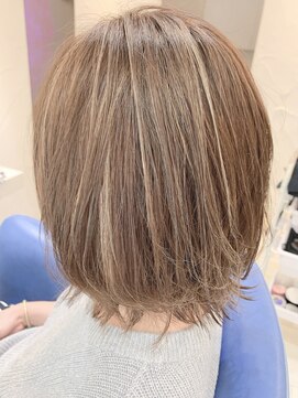 ウーロス(uros.) ハイライト☆ボブ