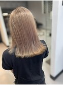ミルクティーベージュ ストレートスタイル