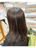 艶々透明感カラー、シースルーハイライト×チャコールグレー