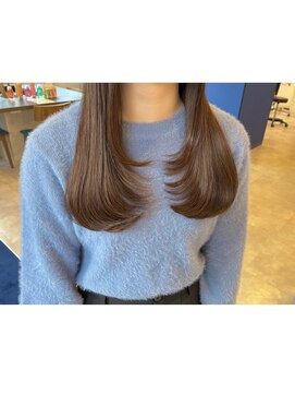 クアトロアネックス(QUATTRO annex) 顔まわりレイヤーカット