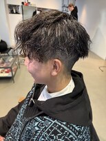 イズ(iss)&nbsp;パーマの残りを活かしてカット