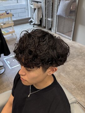 ノイセル 西本町(Noisyle) MEN’S HAIR/波巻ツイストスパイラル/フェザーパーマ/本町y