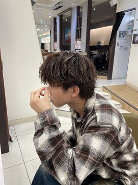 アース オーセンティック 松山銀天街店(EARTH Autentic) 緩めシャドウパーマ