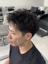 ホワイト(WHITE)&nbsp;スパイキーショート　ピンパーマ