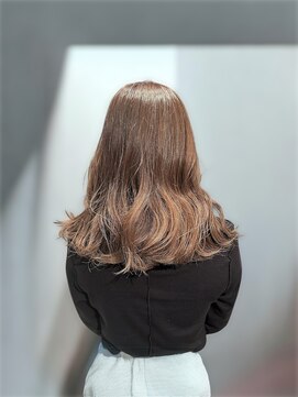 ヘアーアンドメイク ルシエル(hair&make Luxiel) ツヤ感・透明感◎くすみベージュカラー
