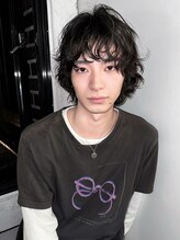 洗練された雰囲気と都会的なエッセンスを掛け合わせた、上質なメンズスタイルをご提案します！