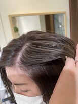 ワンバイワンクラッカ(one by one CLACCA)&nbsp;白髪活かしハイライト