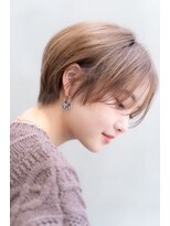 リベルテ銀座　20代大人フェンミンショート×ヌードベージュ