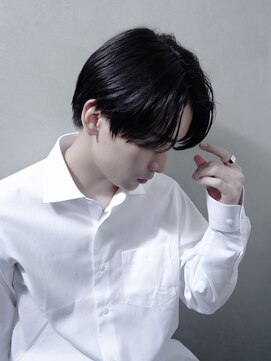 アルファ 新宿(alpha) フェザーパーマ/刈り上げセンターパート/サーフカール[新宿]