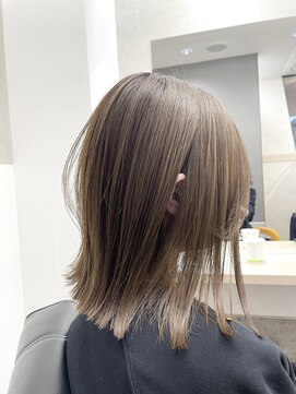 ロイオブジゼル(roi of GiseL) 伸ばしかけ美シルエット【博多天神】@halu_the_world