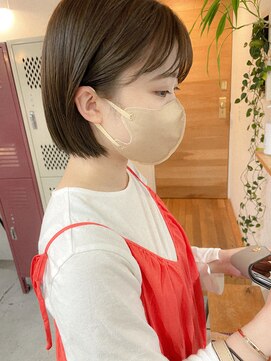 ワゴンヘアー(wagon hair) まとまりボブ