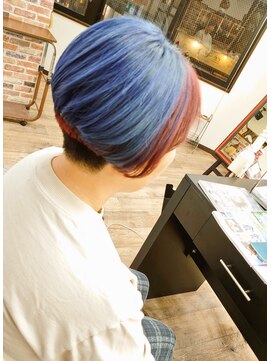 サロンドリアン(Salon de Lien) ~Lien渡邊~ショートボブ×コバルトブルー×ガーネットカラー