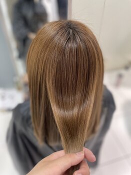 ナズル(nuzzle)の写真/一人ひとりの髪質やお悩みに合わせて、ベストなメニューをご提案。自然なストレートで見た目も触り心地も◎