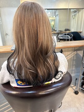 ジュール サウス 新宿南口(Joule South) 【デザインカラー】シアーベージュxヘムブラック【新宿】