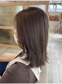 20代30代アッシュグレージュミディアム伸ばしかけ抜け感