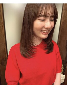 ラレイ(Lalei) 【白岩】ミディアムレイヤー/赤味消しカラー