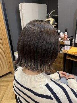 アルター(aL ter) 切りっぱなしボブ［似合わせカット/ウェーブミディアム］