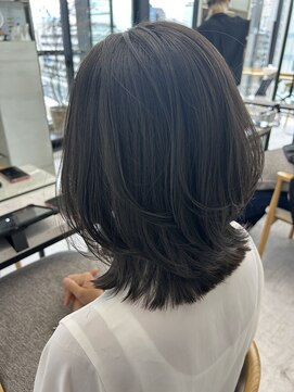 ビューナゴヤ 名駅(VIEW NAGOYA) レイヤーカット/外ハネレイヤー/外ハネ/似合わせカット