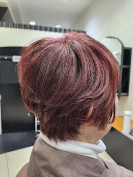 レイエレガンス(Rei Elegance) 丸みショート×ピンクレッドカラー