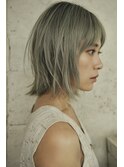 カーキアッシュ　ハイトーン