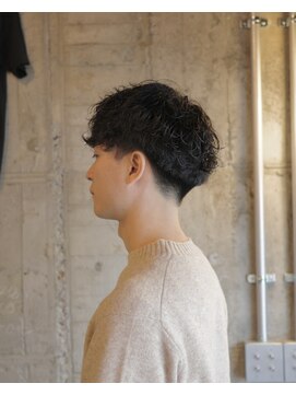 シャドウパーマ