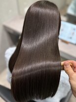 キュア 表参道(CURE) 黒髪/グレージュカラー/ココアベージュ/ヘルシーロング/表参道