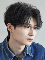 レタッチバイフィフス(RETOUCH by fifth)&nbsp;原宿シャドウパーマルーズパーマセンターパート大人ビジネスヘア