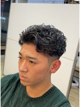 ヤマグチ トゥシェル ヘアー&メイク ヘアーアンドメイク オールバックパーマ