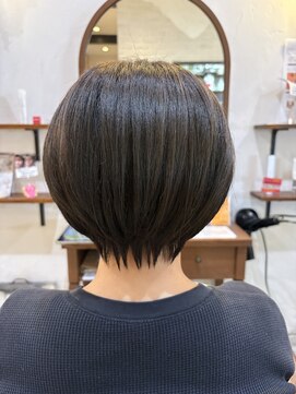 ヴィアンカ(Vianca) 丸みショートボブ