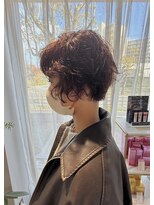 シプレ(cipre) くせ毛を活かしたパーマ風ショート×ピンクブラウン