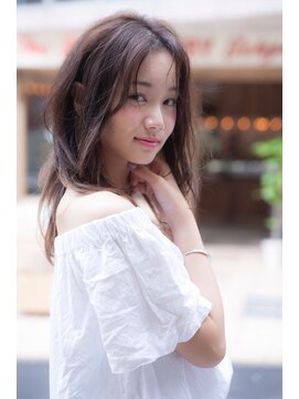 テイラー(Taylor) [Taylor]  ☆透け感ブラウンxウェットヘア