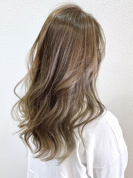 アルティナ(artina) ハイベージュ×リバースロング【artina町田】