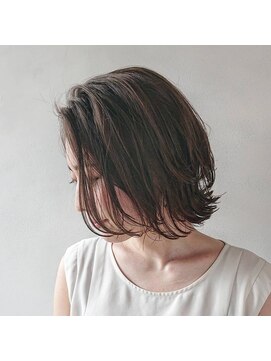 フィゼル 福島店(fizelle) 切りっぱなしレイヤー 中村