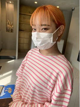 ヘアー アイス ルーチェ(HAIR ICI LUCE) 担当西田 ミニボブ ペールオレンジ シースルーバング