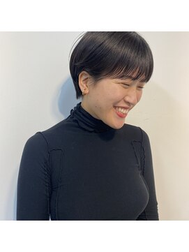 サイズ(cyez) シンプルな耳かけショート